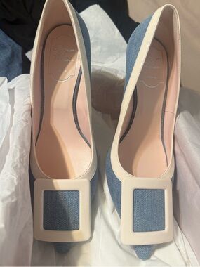 Roger Vivier Red Box